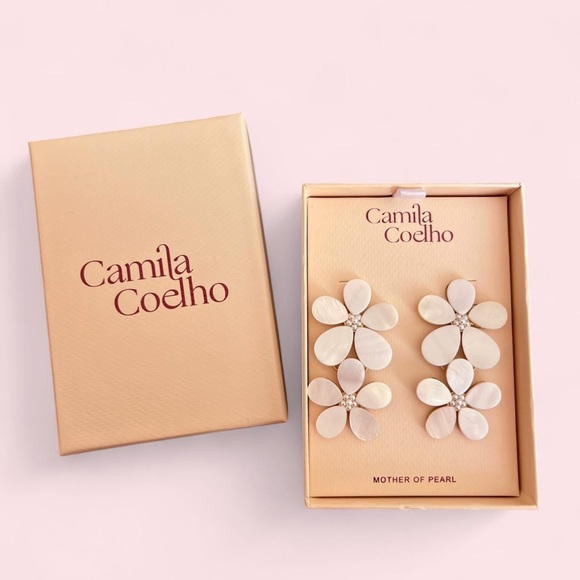 Camila Coelho Jewelry - Camila Coelho | New In Box Mother Of Pearl Flower Earrings